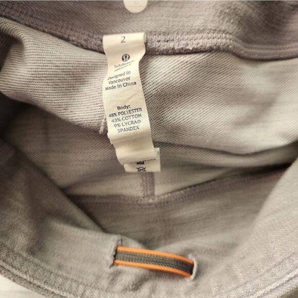 Lululemon Ride On Button Roll Cuff Size  2 - Picture 6 of 6